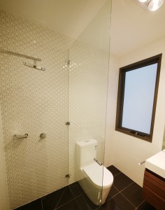wallace avenue toilet shower